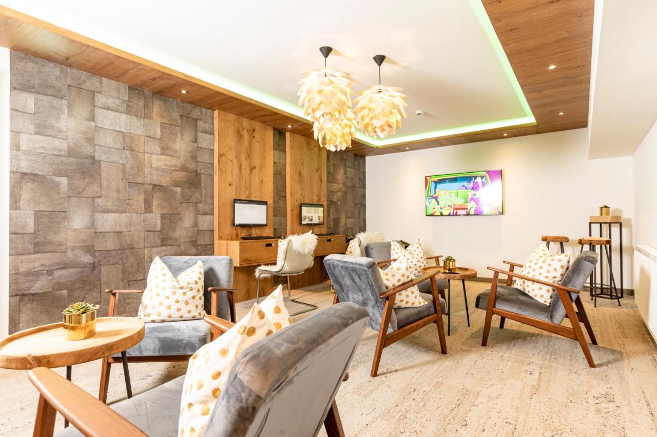Der Boeglerhof - Pure Nature Spa Resort อัลพ์บาค ภายนอก รูปภาพ
