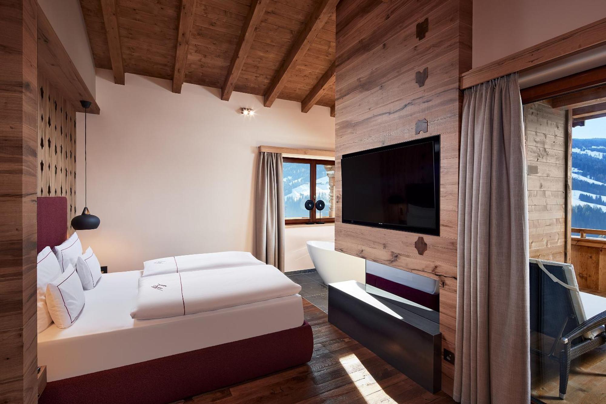 Der Boeglerhof - Pure Nature Spa Resort อัลพ์บาค ภายนอก รูปภาพ