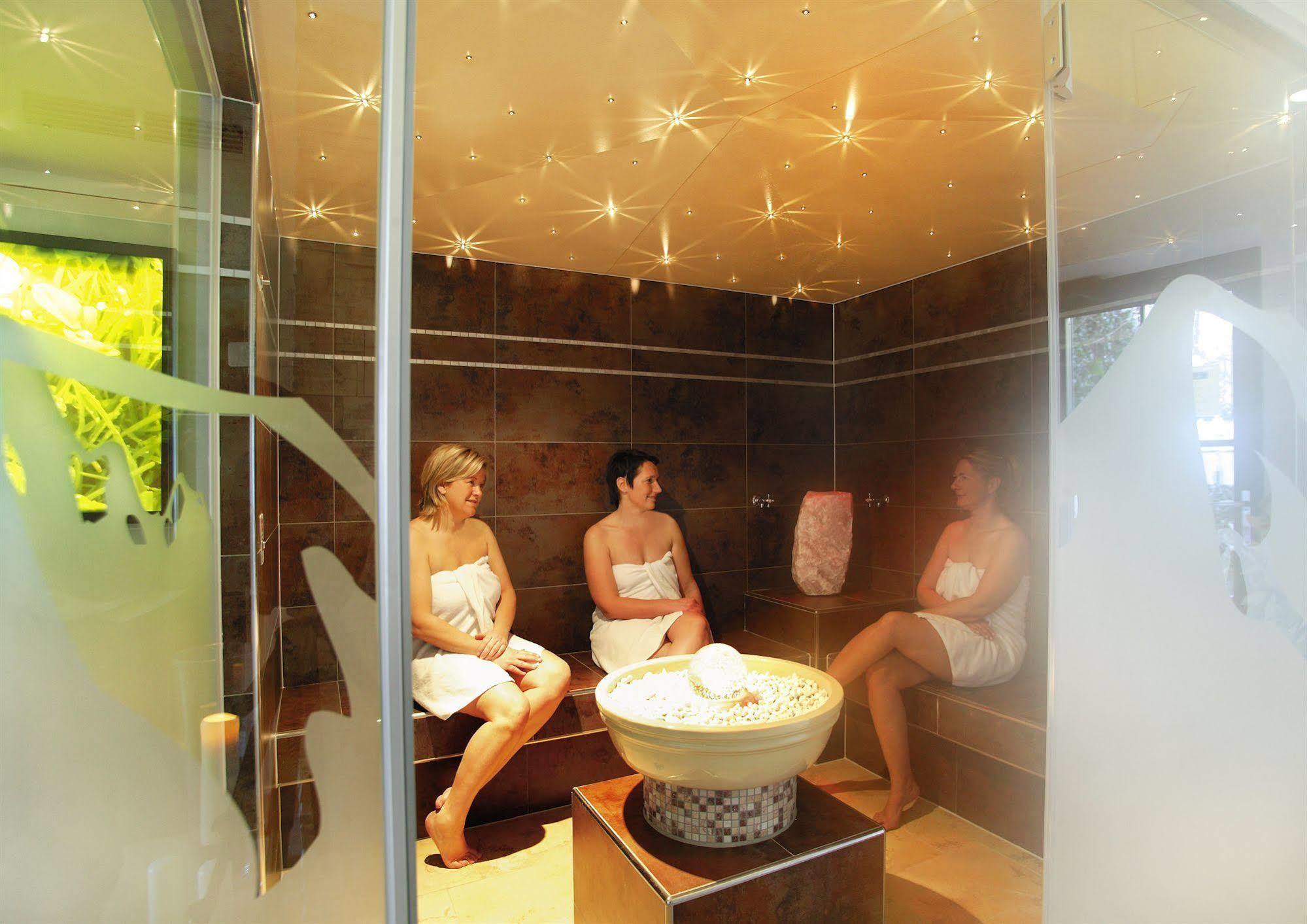 Der Boeglerhof - Pure Nature Spa Resort อัลพ์บาค ภายนอก รูปภาพ